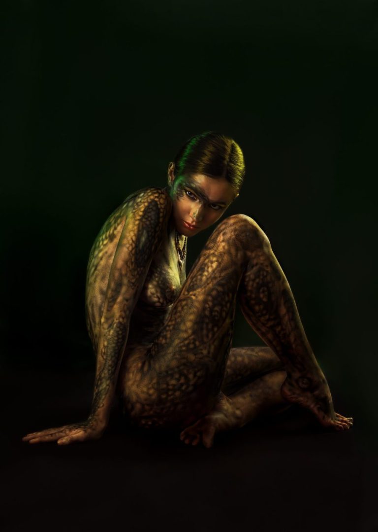 Modèle nu posant dans un studio lumineux pour une séance de photographie artistique.